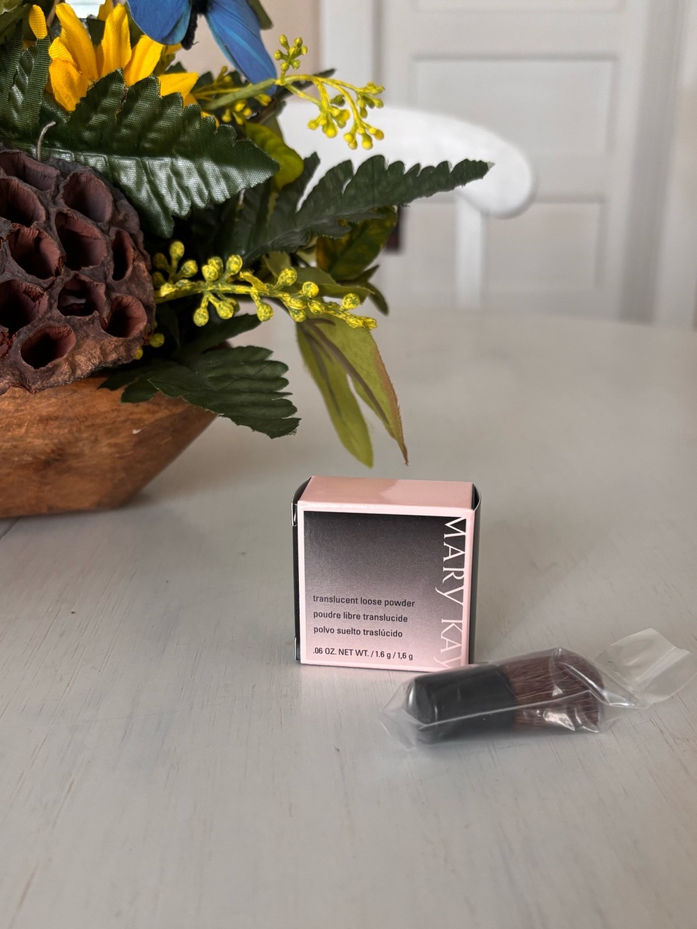 Mary Kay Translucent Loose Powder Trial Size with Black Brush